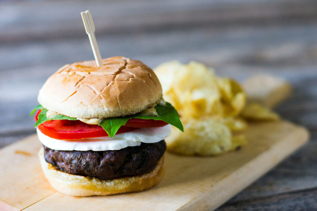 caprese burger recipe