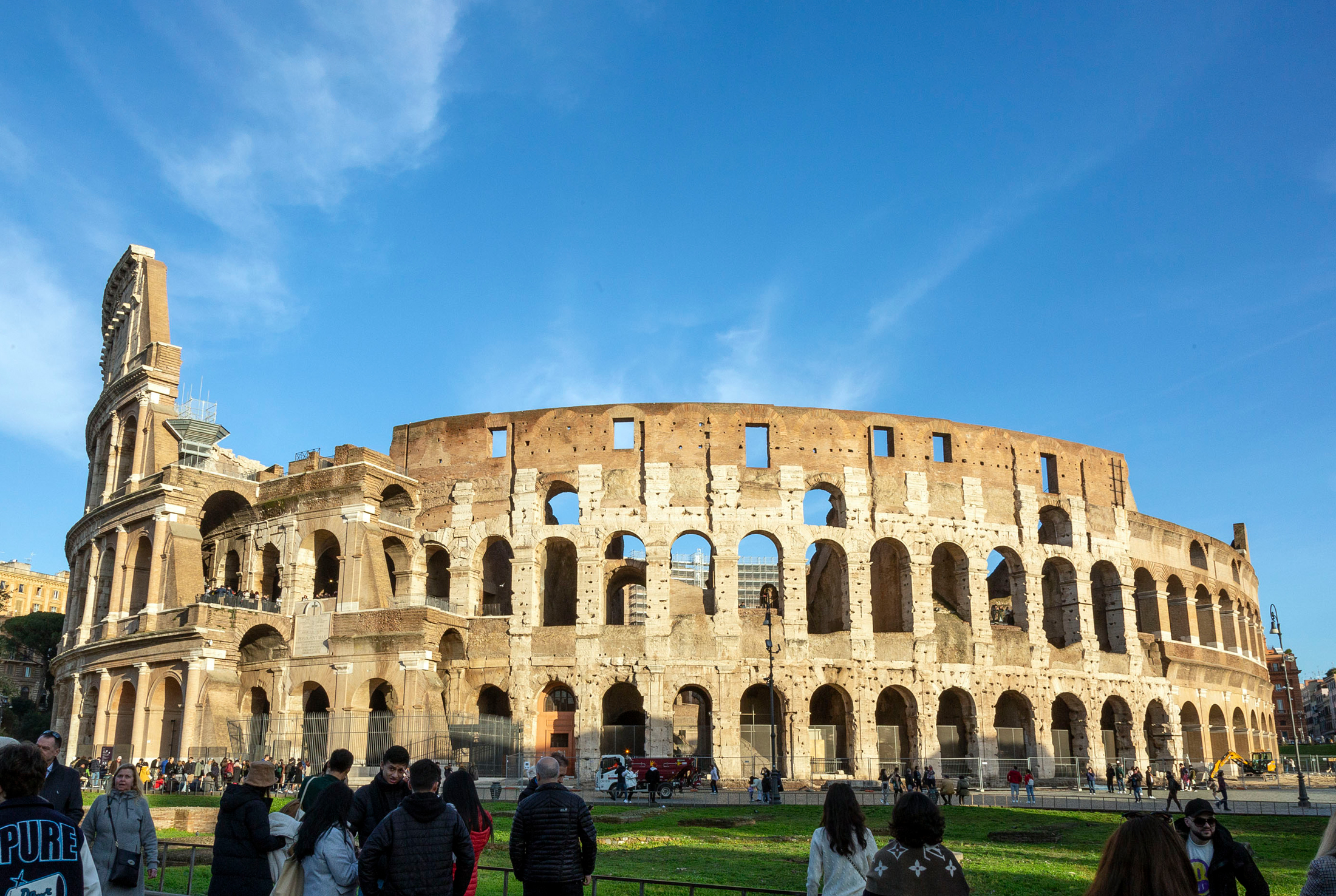 colosseum exterior, rome