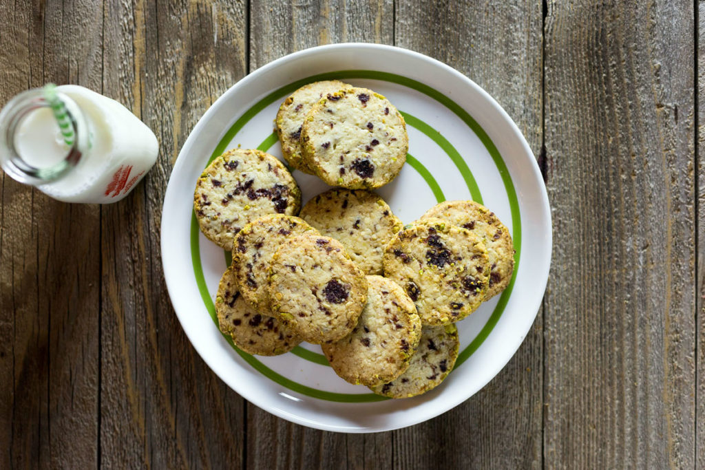 cranberry pistachio sable recipe