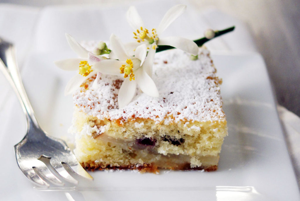 dutch pear berry cake recipe