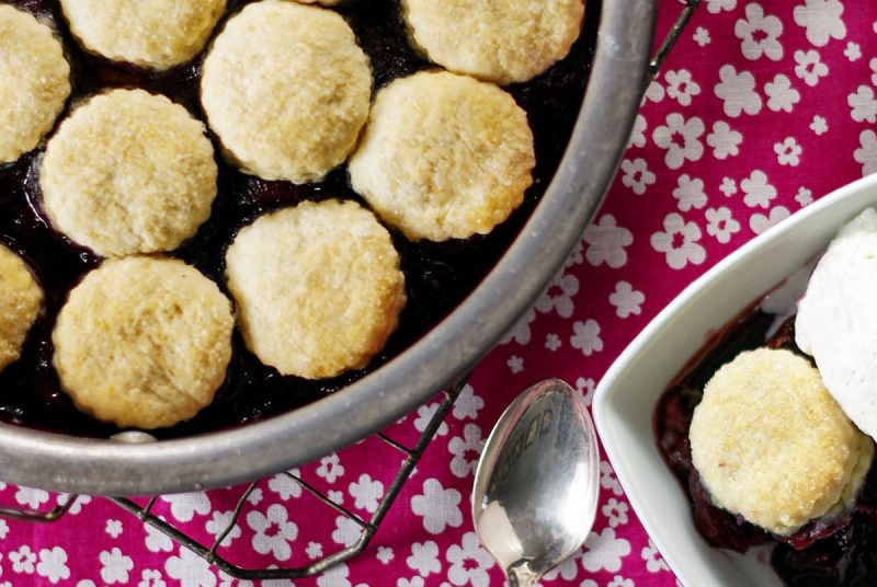 simple cherry cobbler recipe