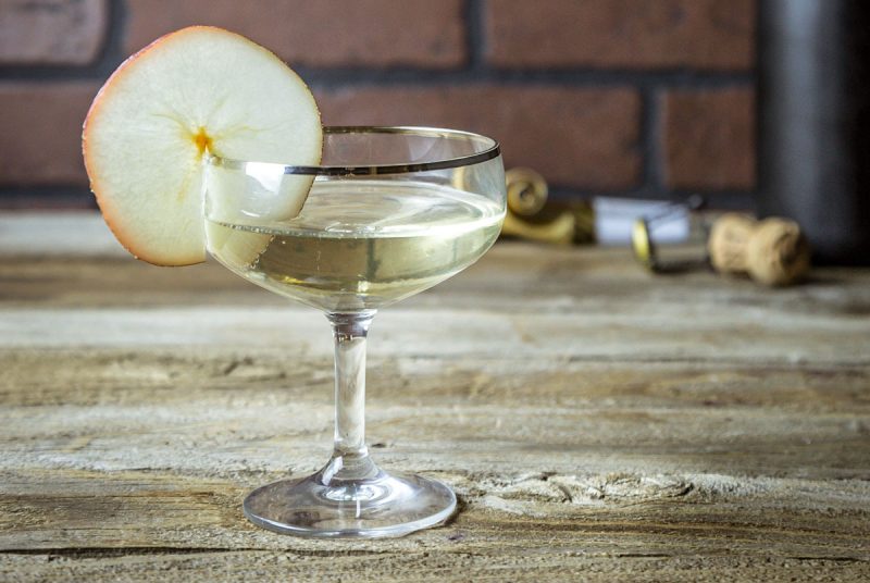 ginger pear chamagne cocktail recipe