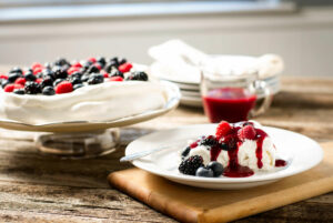 fresh berry pavlova