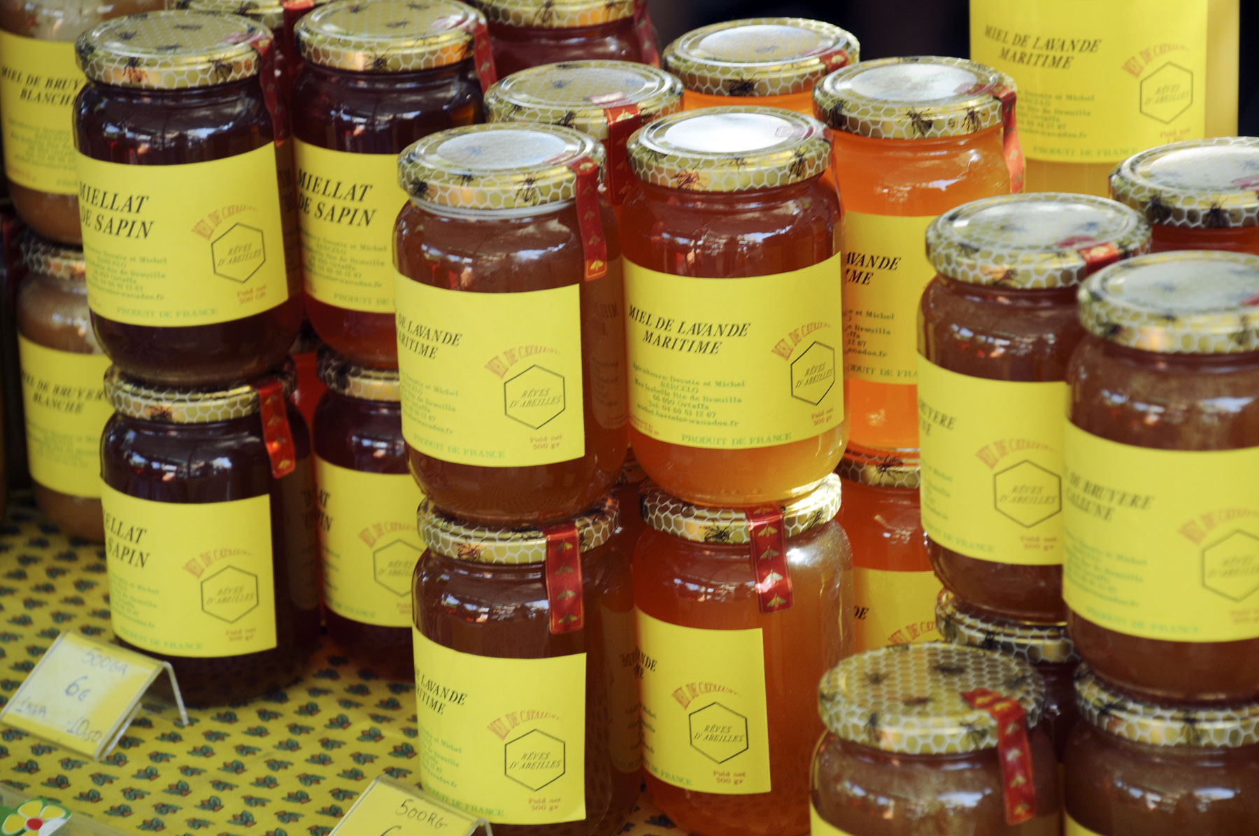 honey in market