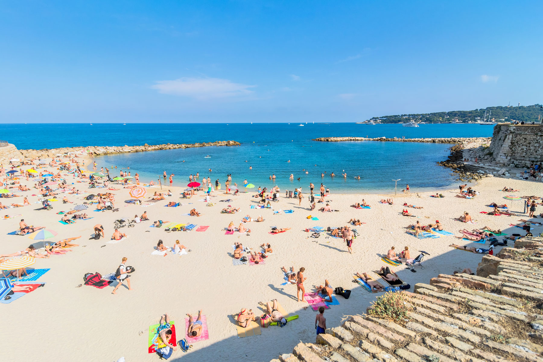 plage - antibes france