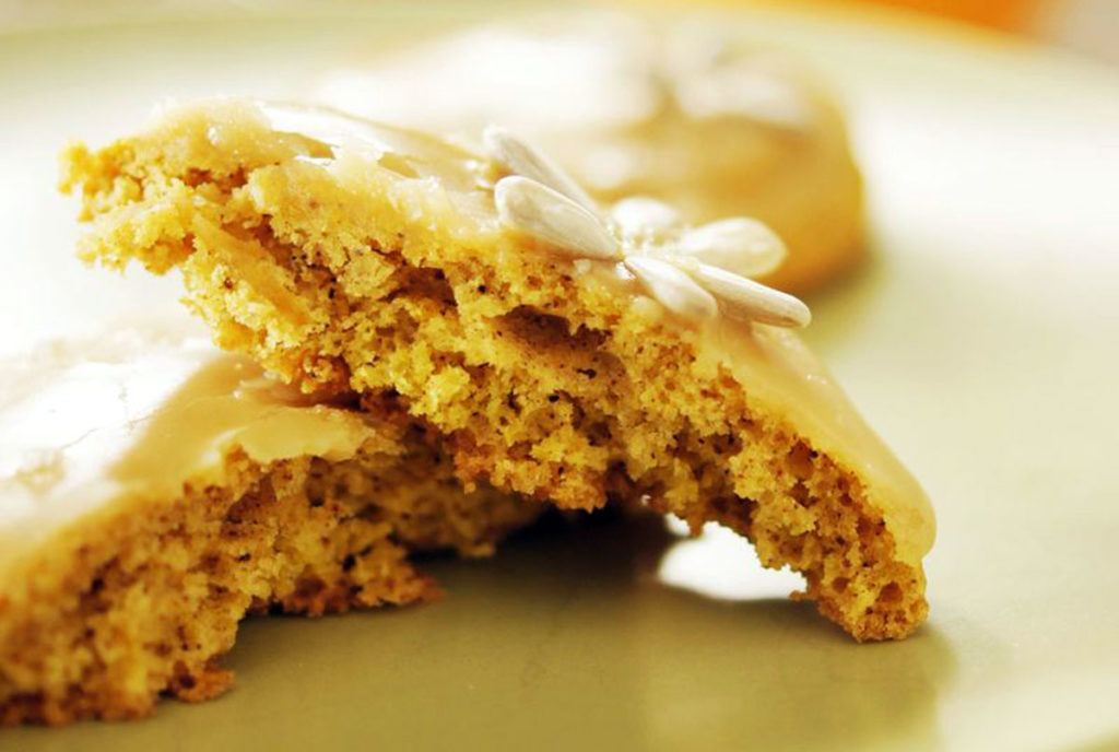 pumpkin cookie with salted caramel glaze recipe