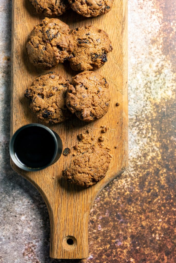 spiced rum chocolate chunk cookies