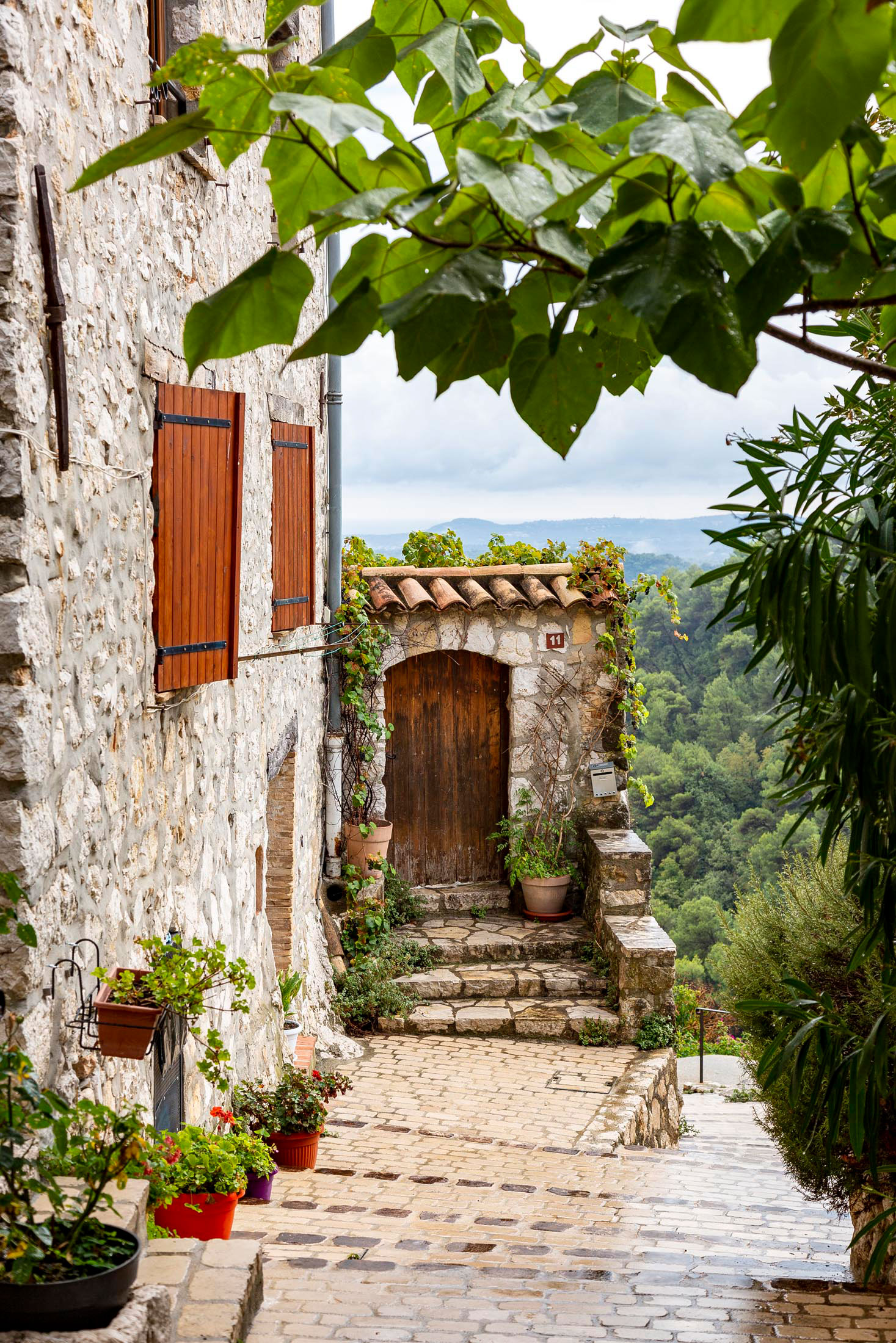 perched villages of côte d'azur - tourrettes sur loup