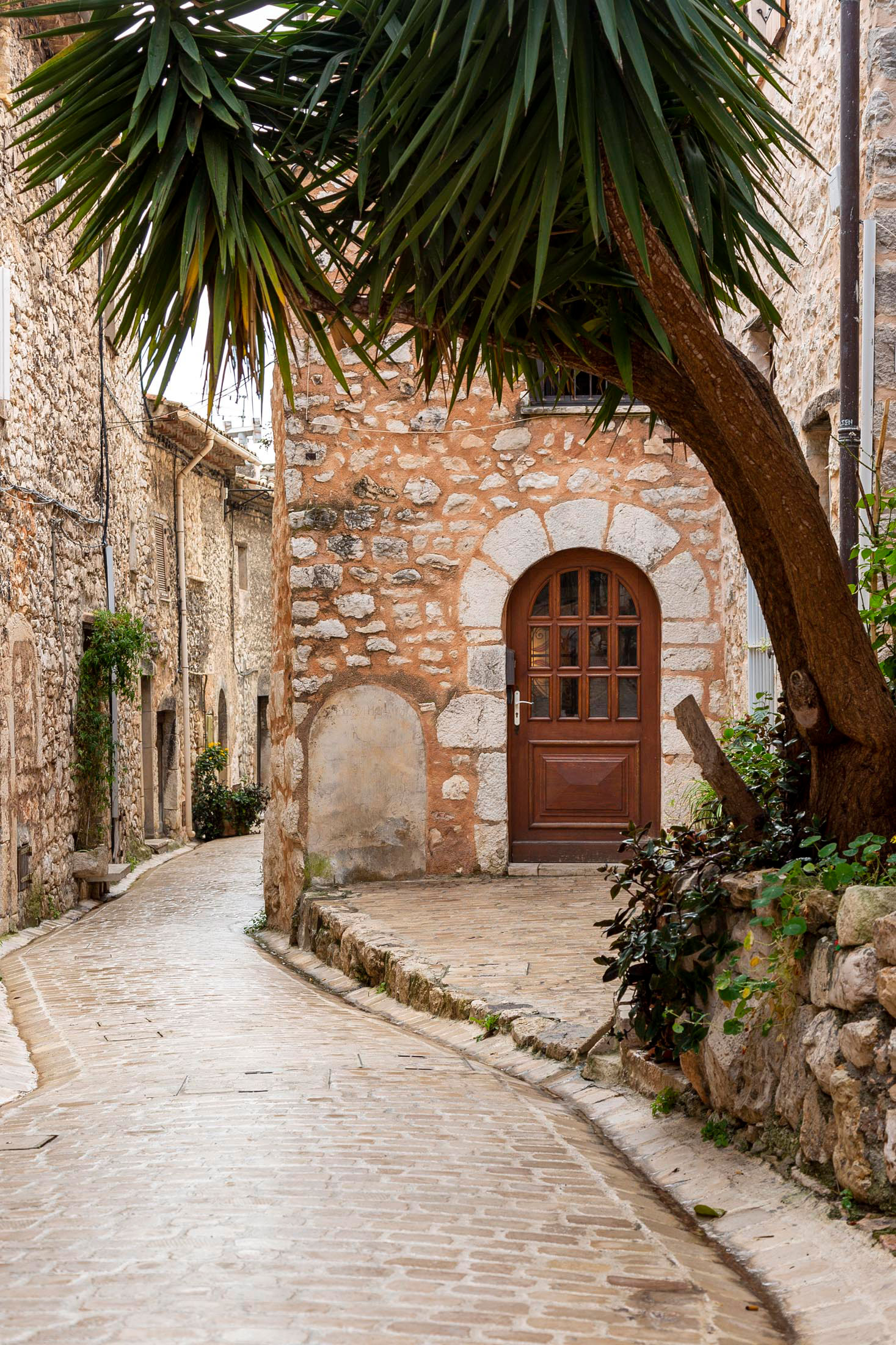 perched villages of côte d'azur - tourrettes sur loup